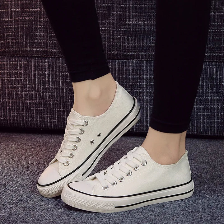 Dorothea | Classic Canvas Shoes