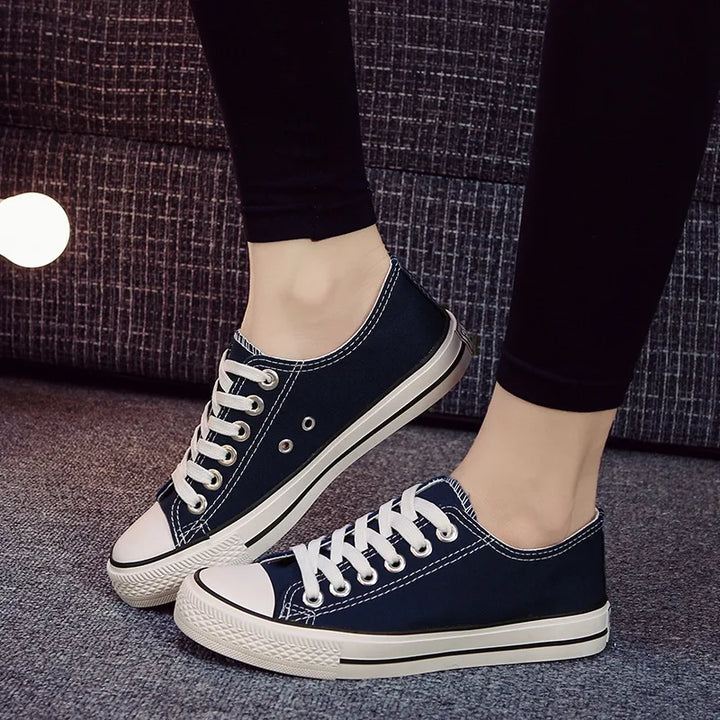 Dorothea | Classic Canvas Shoes