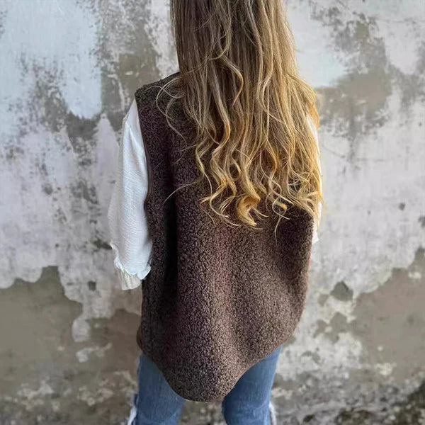 Aileen | Cozy Button-Up Vest